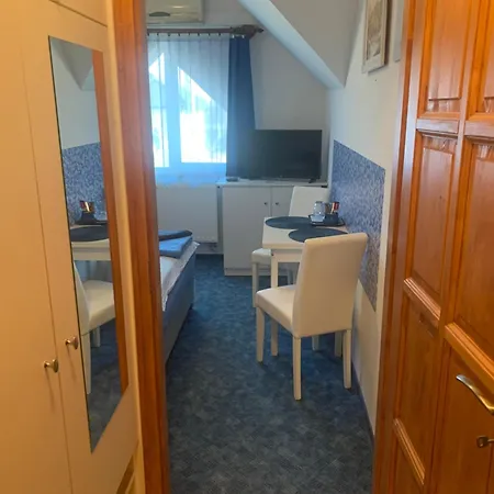 Apartament Napfeny