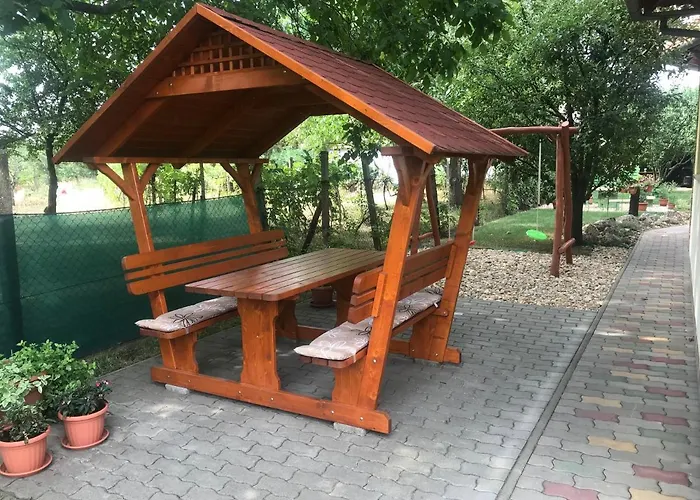 Napfeny 아파트 오라샤자